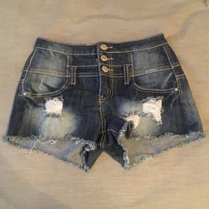Almost famous high waisted shorts